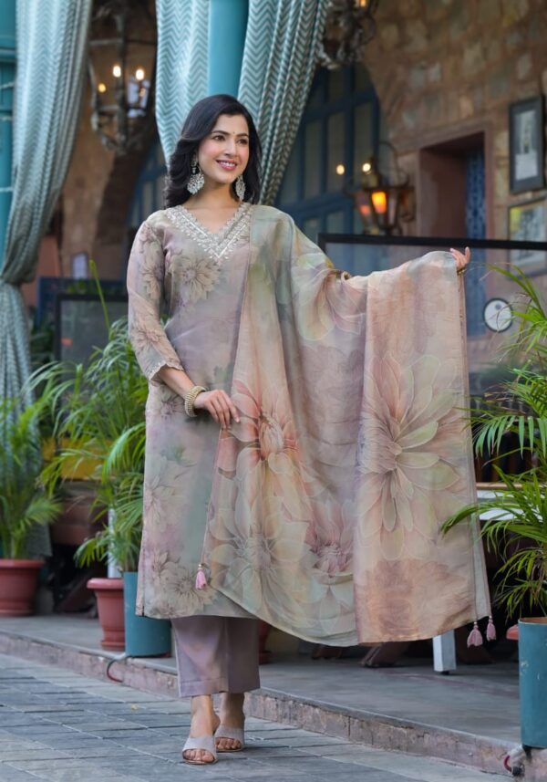 Misty Floral Elegance Kurta Set