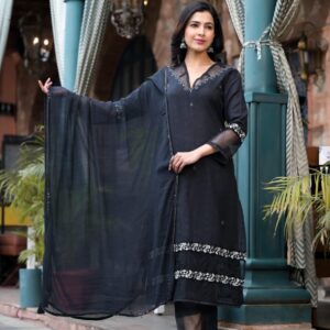 Midnight Elegance Black Kurta Set - Image 4