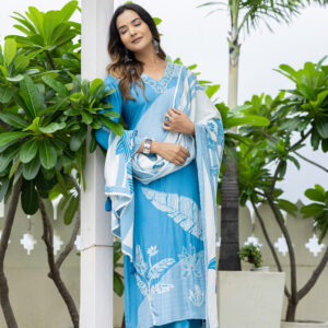 Azure Breeze Embroidered Kurta Set - Image 3