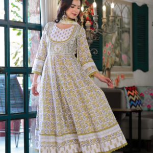 Golden Bloom Anarkali Set - Image 2