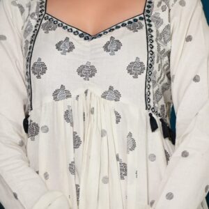 Ivory Noir Anarkali Set - Image 5