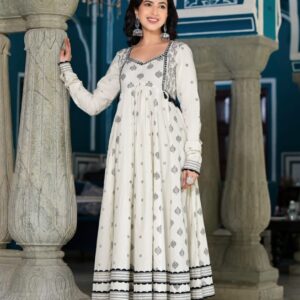 Ivory Noir Anarkali Set - Image 3