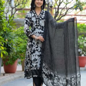 Monochrome Elegance Floral Kurta Set
